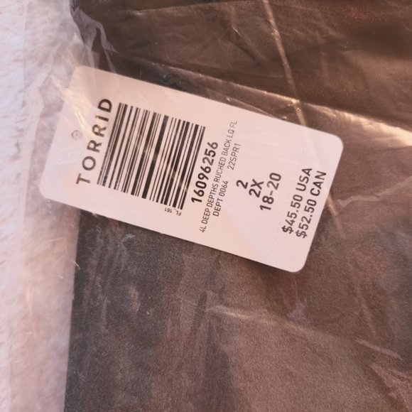 ❤️NWT VINTAGE TORRID LEGGING - FULL LENGTH - RUCHED BACK LIQUID - PLUS SIZE - Picture 9 of 12